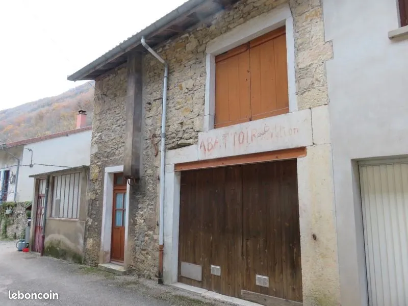 Photo 1