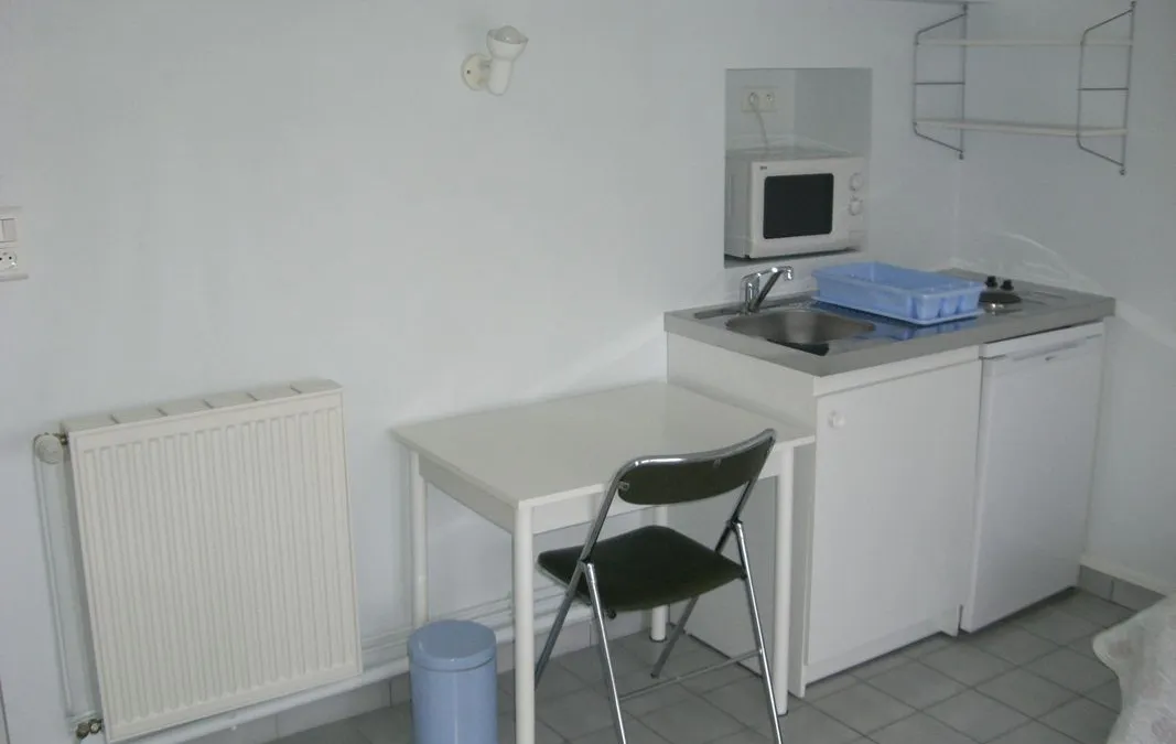 Photo 1