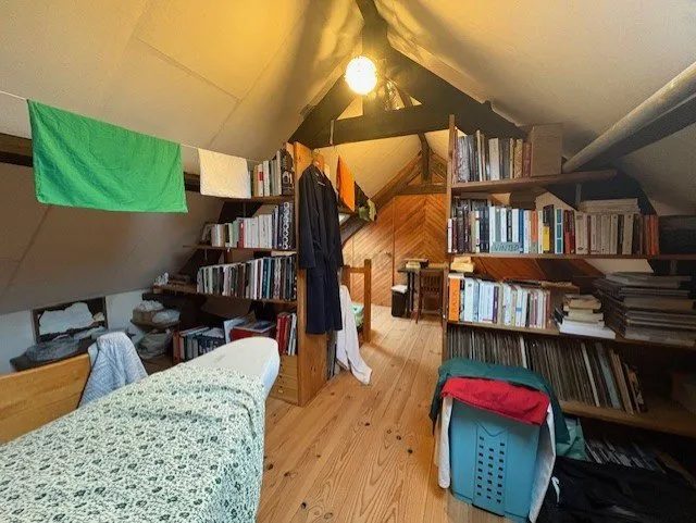 Photo 10