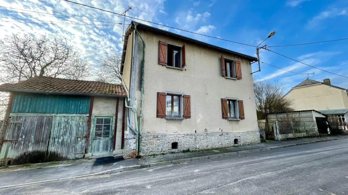 Photo 1