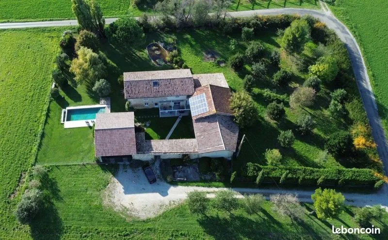Photo 2