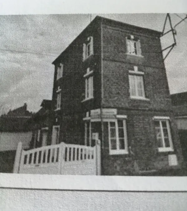 Photo 1
