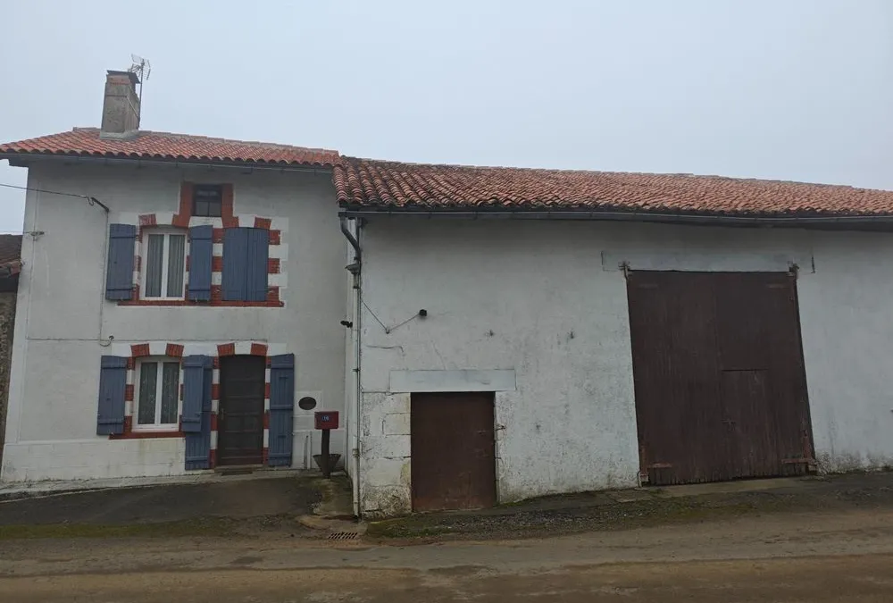 Photo 1