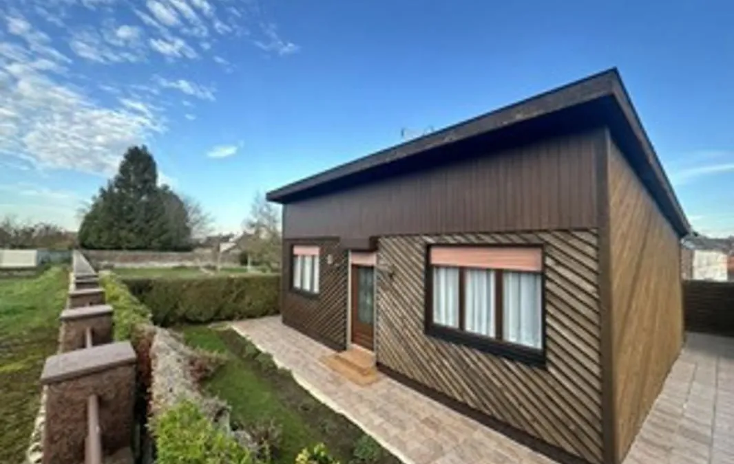 Photo 1
