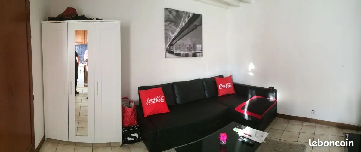 Photo 1