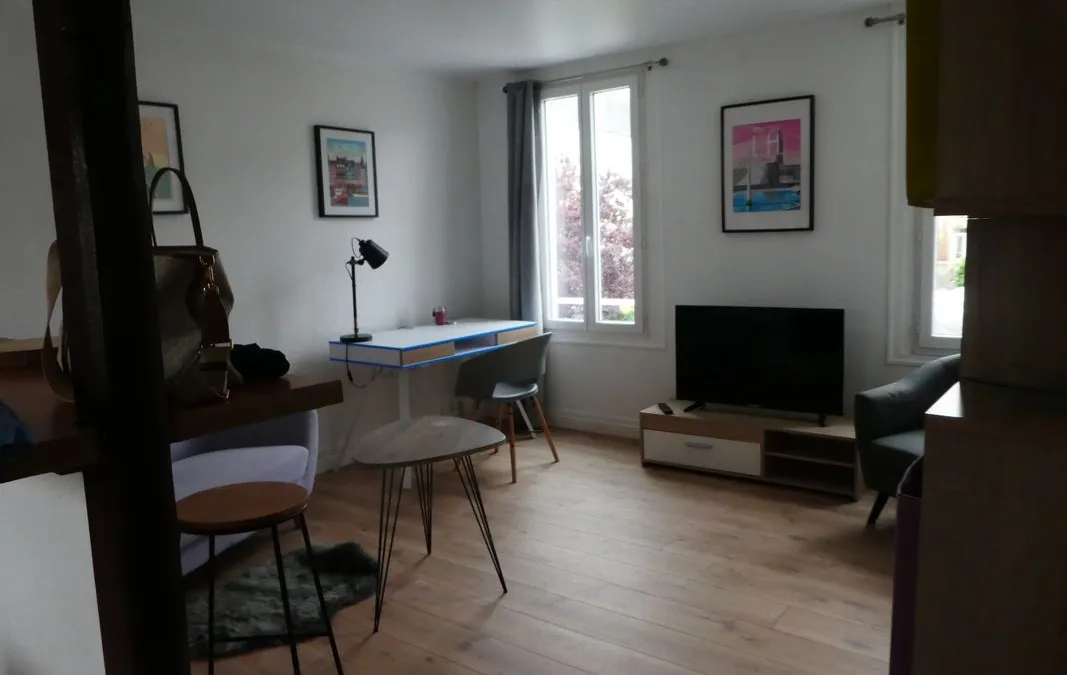 Photo 1