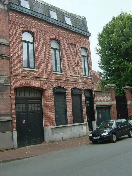 Photo 1