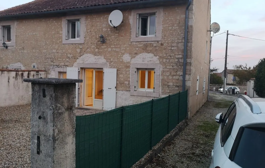 Photo 1