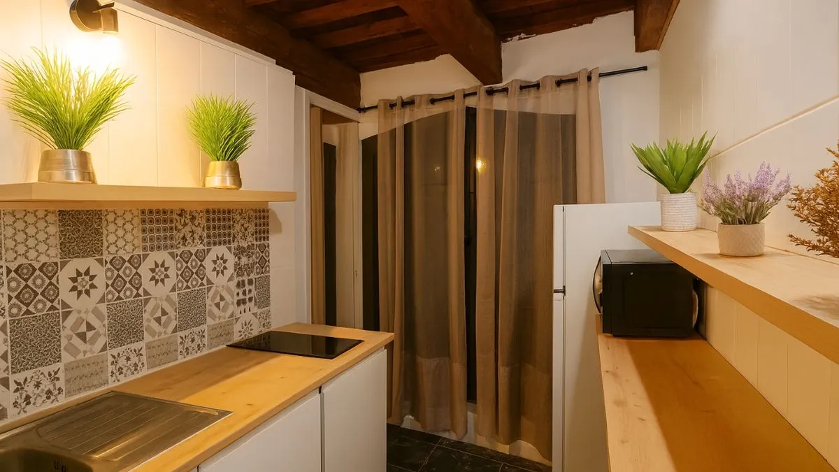 Photo 1