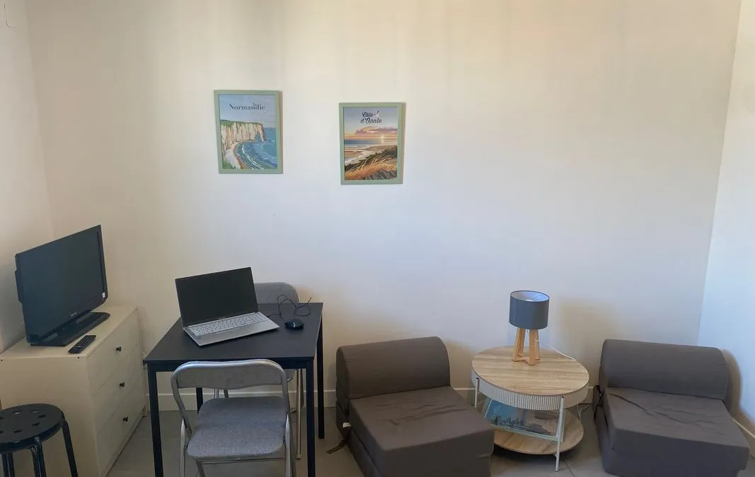 Photo 1