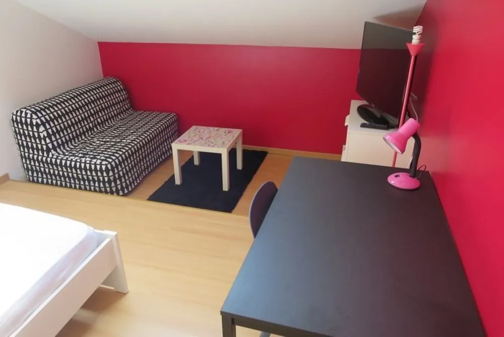 Photo 1