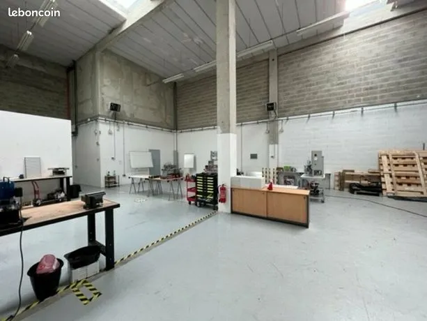 Photo 1