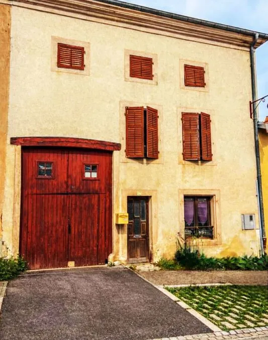Photo 1