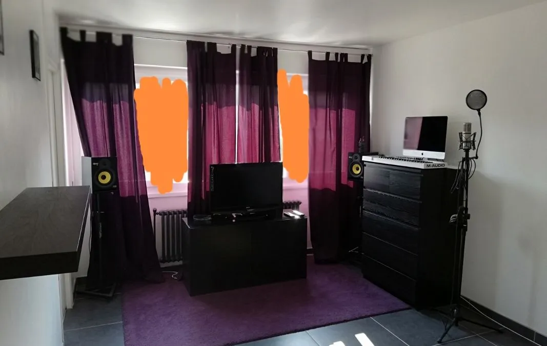 Photo 1