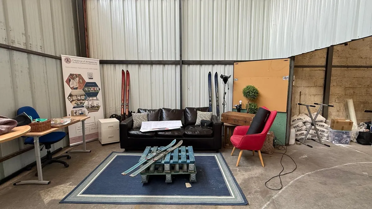 Photo 1