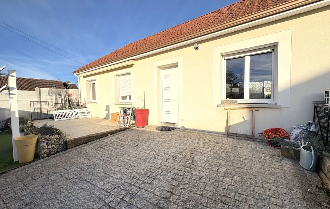 Photo 1