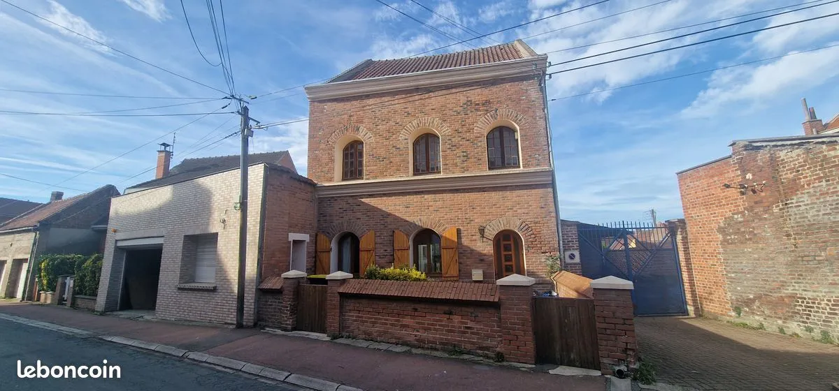 Photo 1