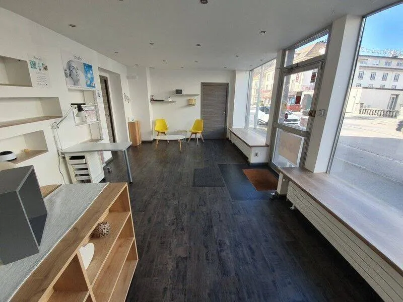 Photo 1