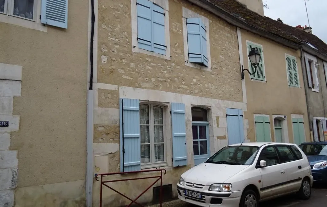 Photo 1