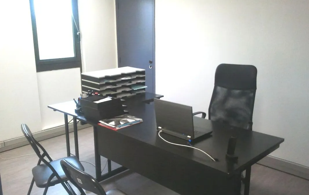 Photo 1