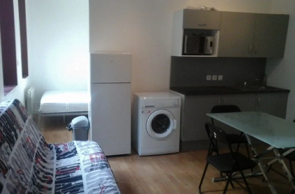 Photo 1