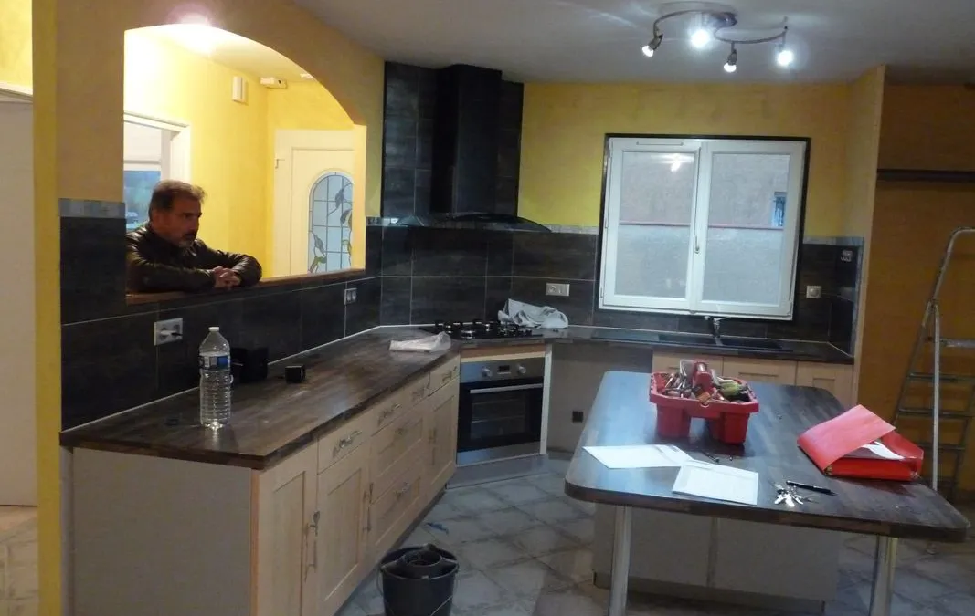 Photo 1