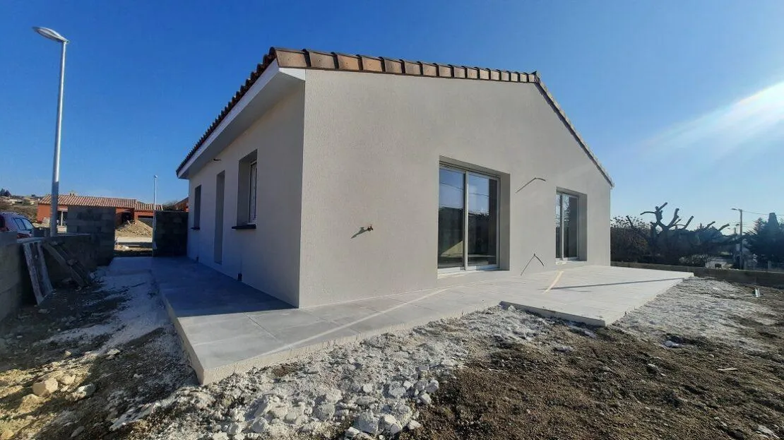 Photo 1