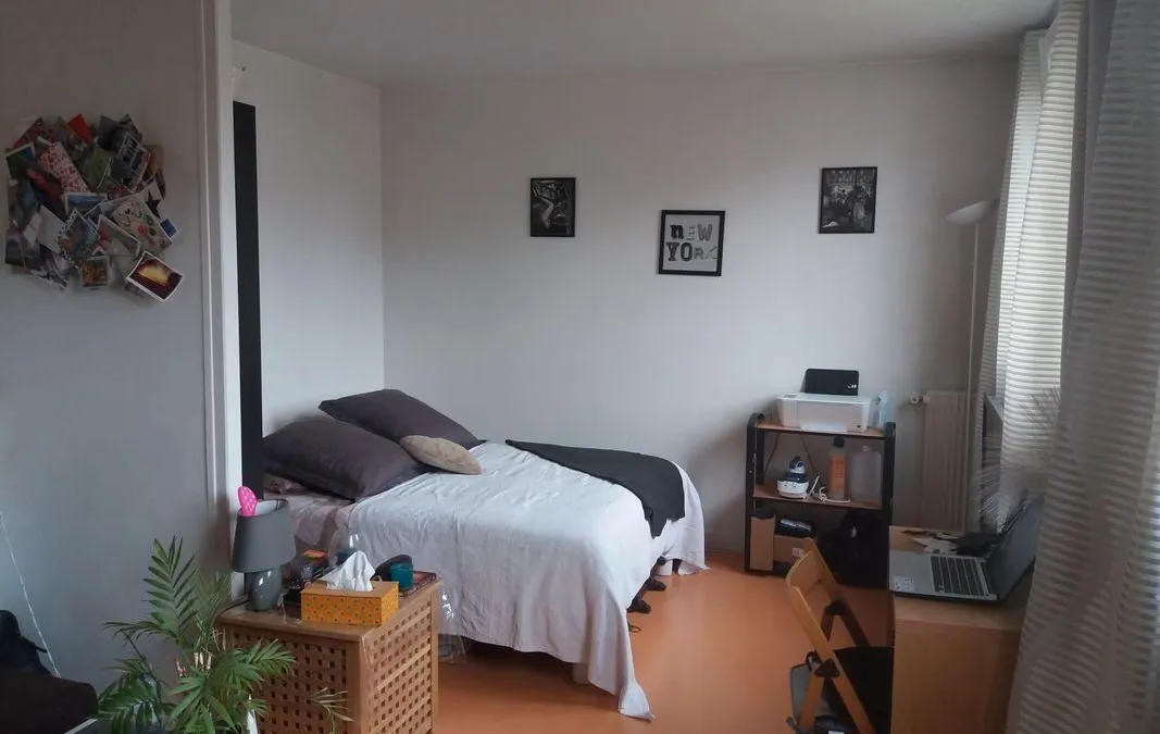 Photo 1