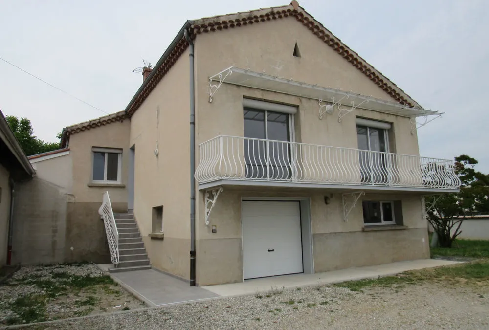 Photo 1