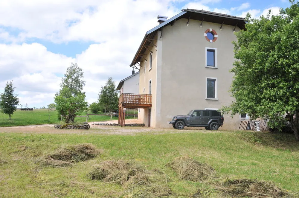 Photo 1