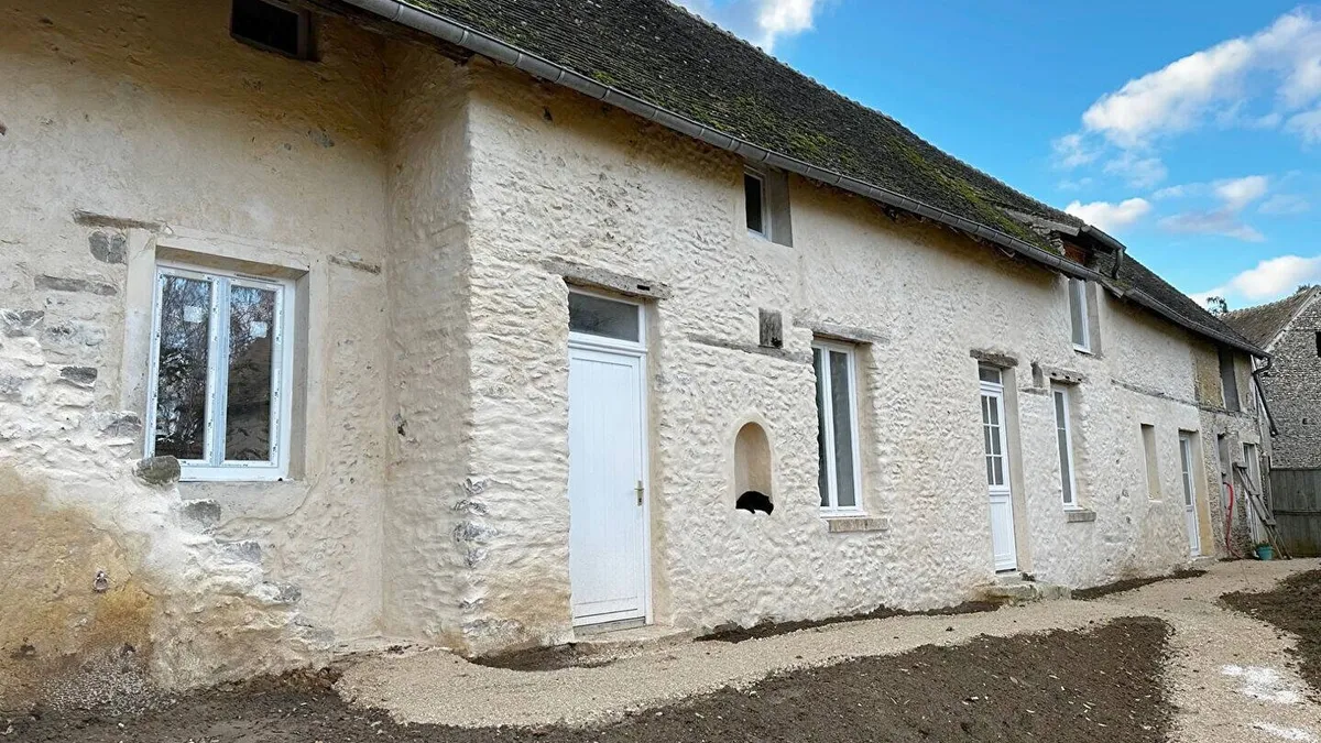 Photo 1