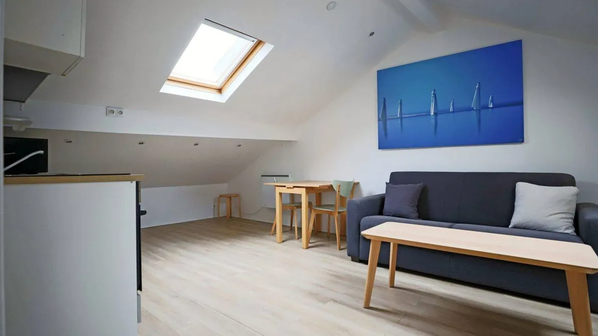 Photo 1