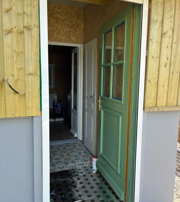 Photo 1