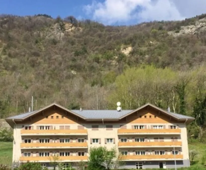 Photo 1