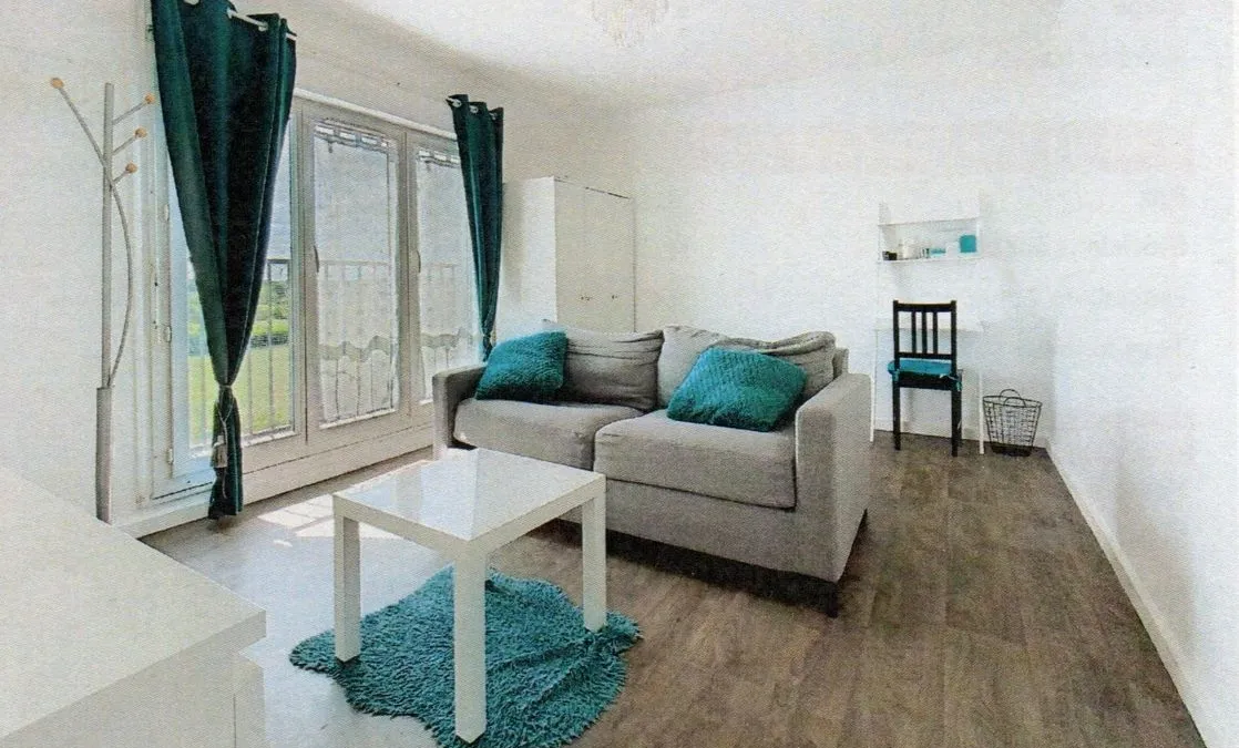Photo 1