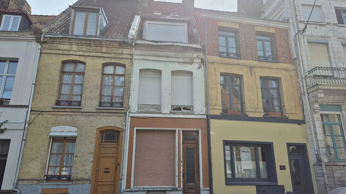 Photo 1