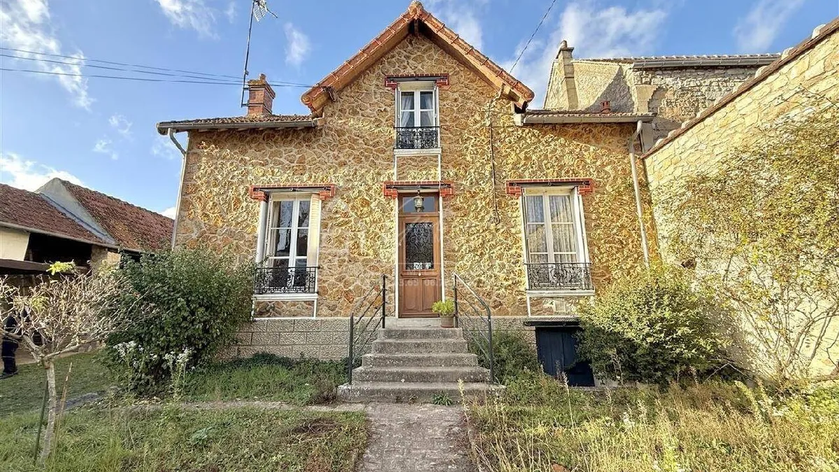 Photo 1