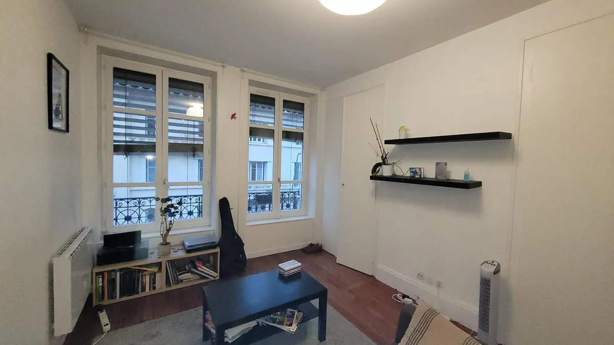 Photo 1