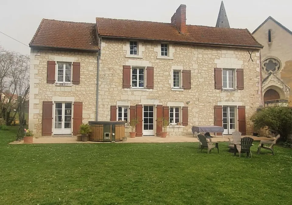 Photo 1
