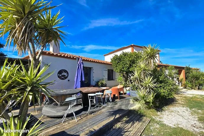 Photo 1