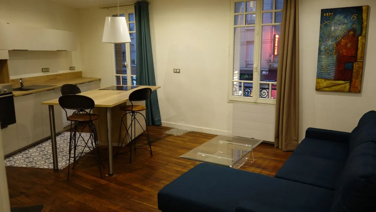 Photo 1