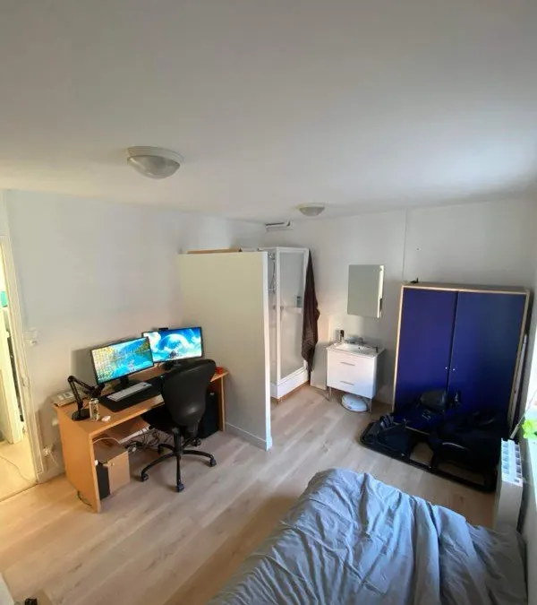 Photo 1