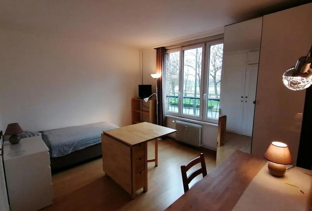 Photo 1