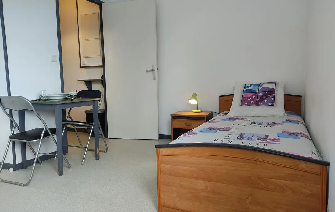 Photo 1