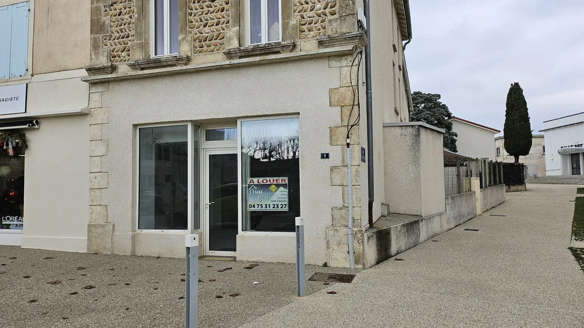 Photo 1
