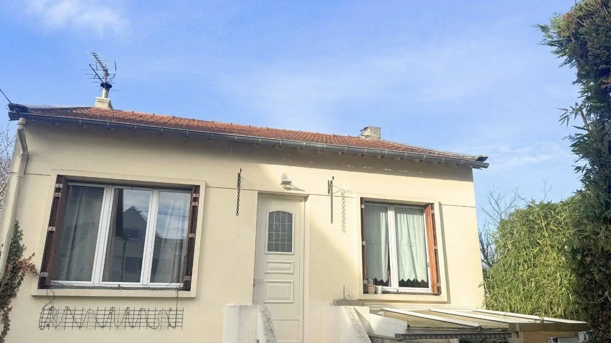 Photo 1