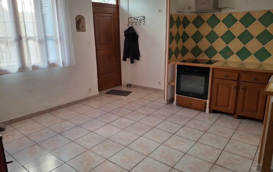Photo 1