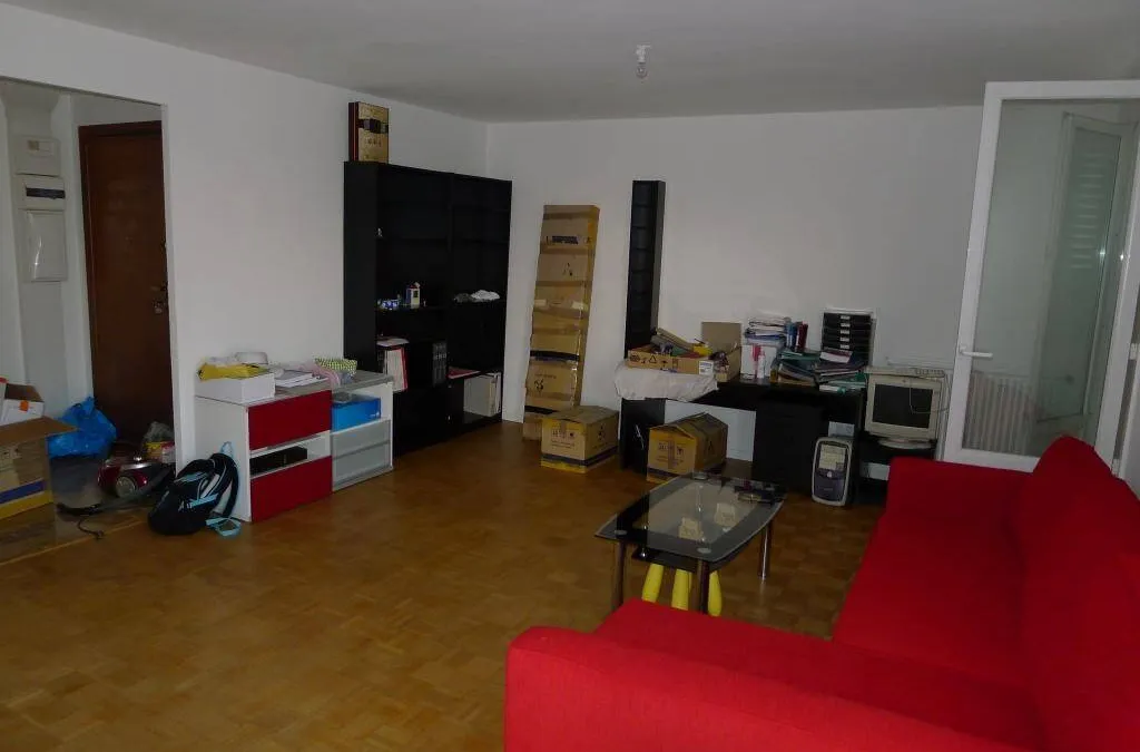 Photo 1