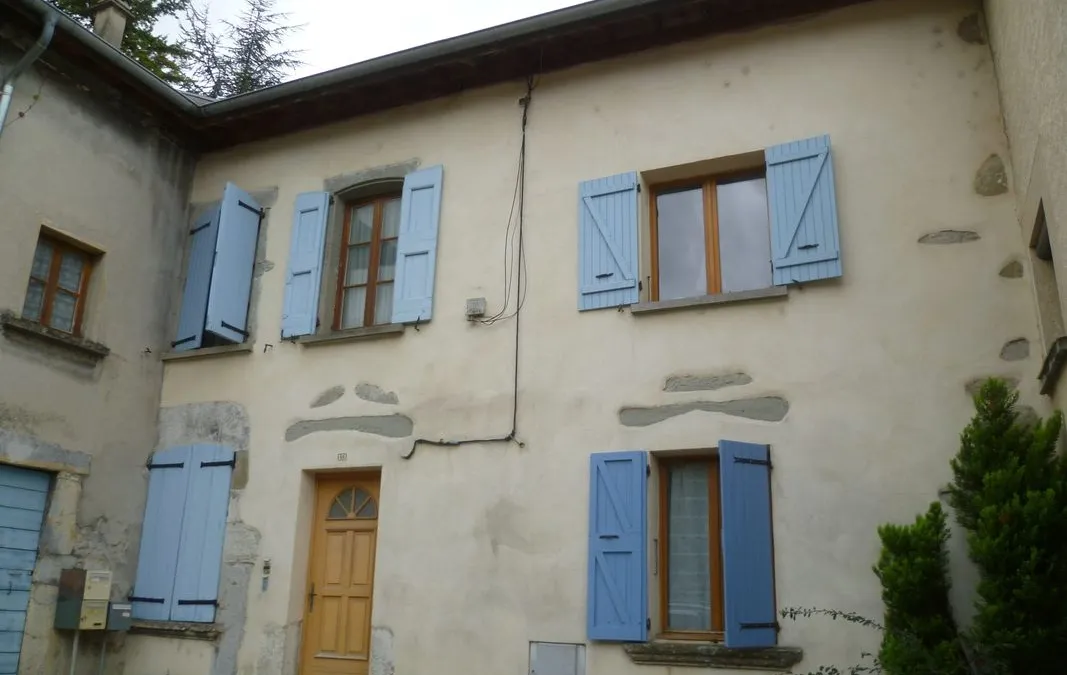 Photo 1