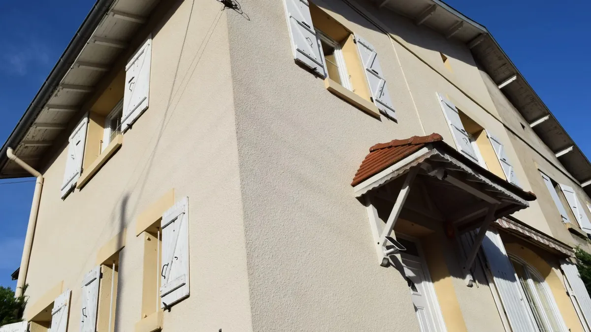Photo 6